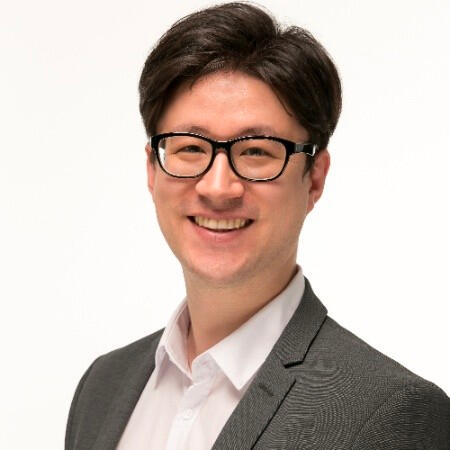 Ep 18 | Robert Liebhart - Founder &amp; CEO Korea Solutions