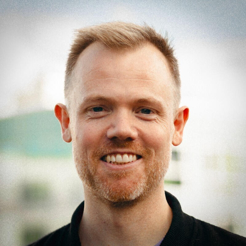 Ep 51: Adrian Macneil - Co-Founder & CEO Foxglove